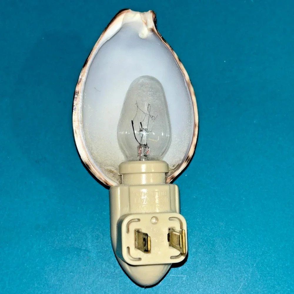 Vintage Carved Seashell Night Light Palm Tree Beach Scene 4W Plug In